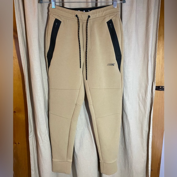 AE Active 24/7 Jogger - Picture 2 of 10